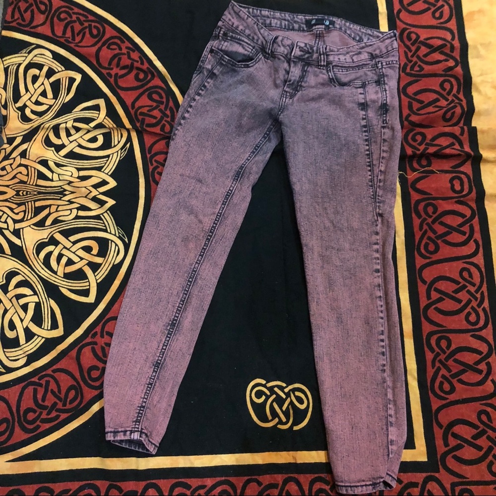 FOREVER 21 red acid washed jeans